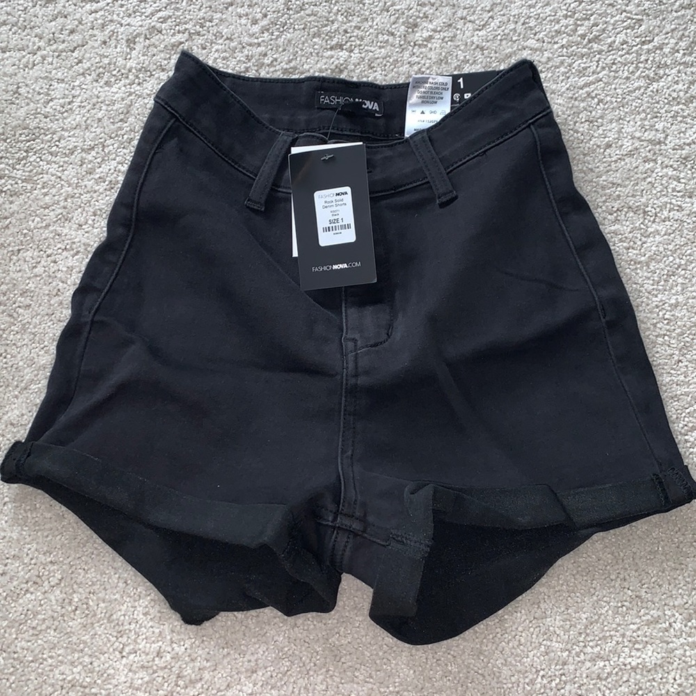 High wasted denim jeans